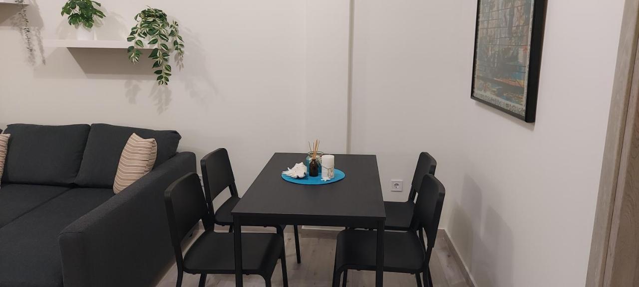 Kristy Apartment Artemida  Bagian luar foto