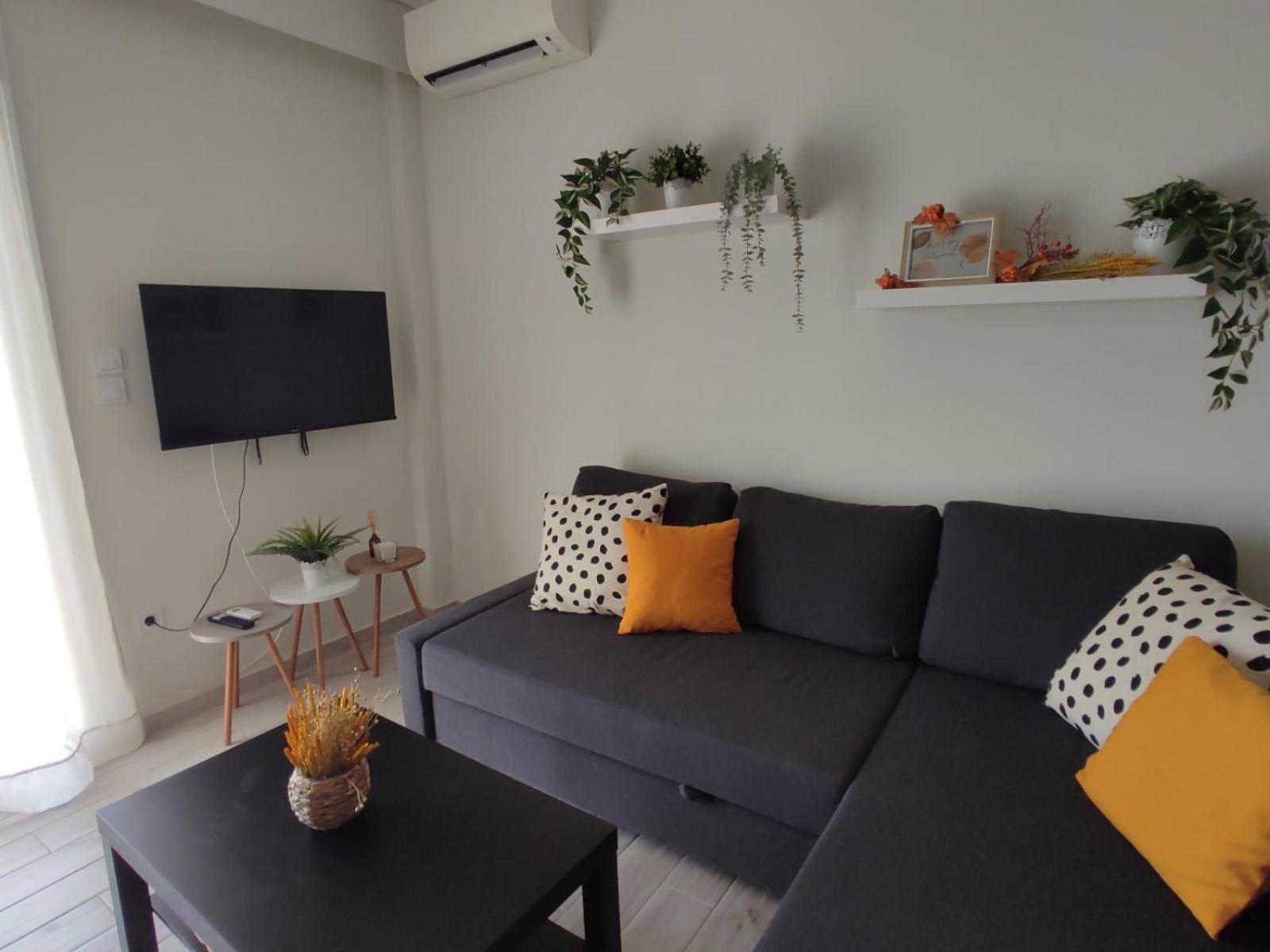 Kristy Apartment Artemida  Bagian luar foto
